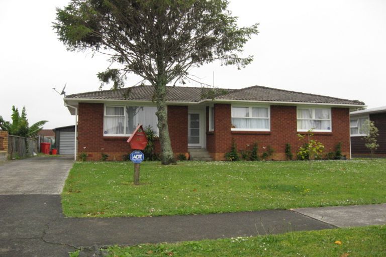 Photo of property in 62 Bader Drive, Mangere, Auckland, 2022