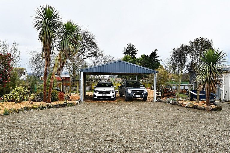 Photo of property in 27 Roseness Street, Palmerston, 9430