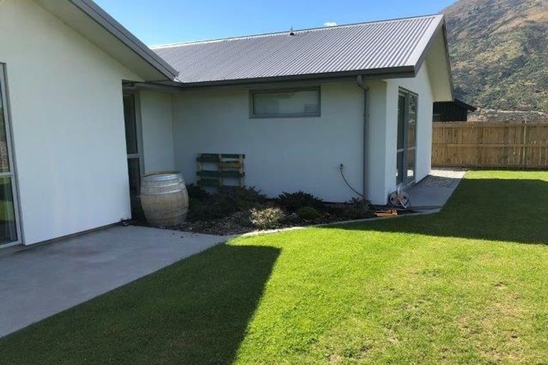 Photo of property in 30 Headley Drive, Lower Shotover, Queenstown, 9304
