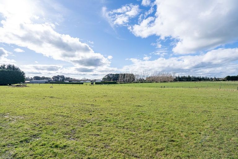 Photo of property in 73 Flora Road East, Makarewa, Invercargill, 9876