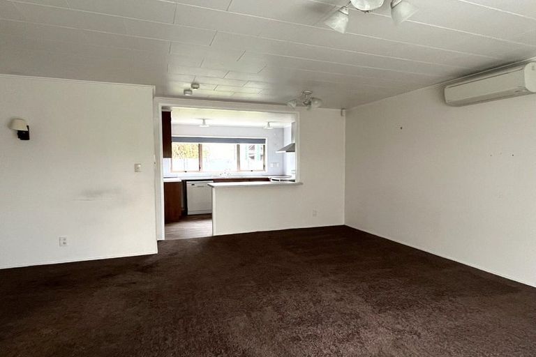 Photo of property in 2 Jordan Terrace, Lansdowne, Masterton, 5810