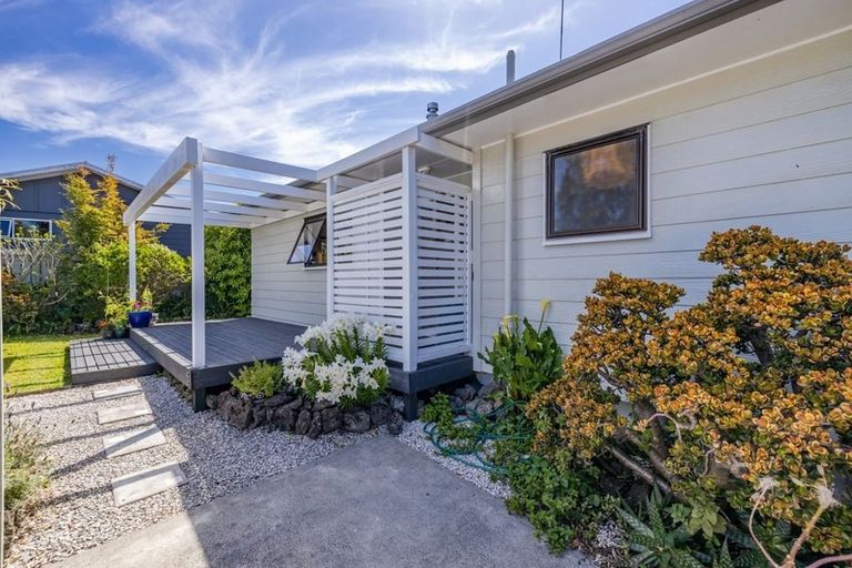 Photo of property in 6 Johnson Lane, Haruru, 0204