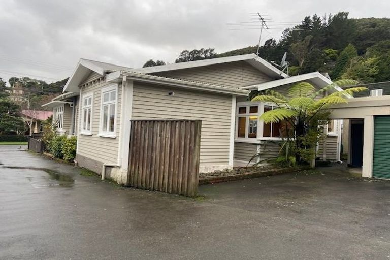Photo of property in 50 Norton Park Avenue, Fairfield, Lower Hutt, 5011