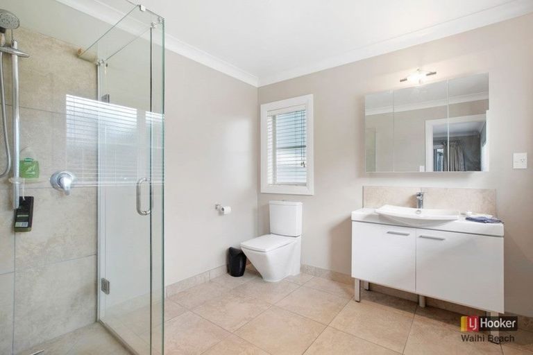 Photo of property in 19 Wakanoi Place, Bowentown, Waihi Beach, 3177