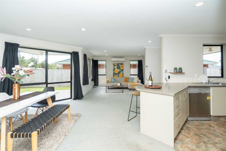 Photo of property in 7 Woodgreen Way, Hamilton East, Hamilton, 3216