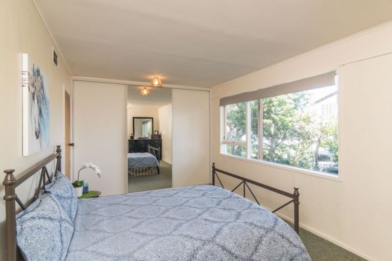 Photo of property in 6 Dallas Court, Miramar, Wellington, 6022