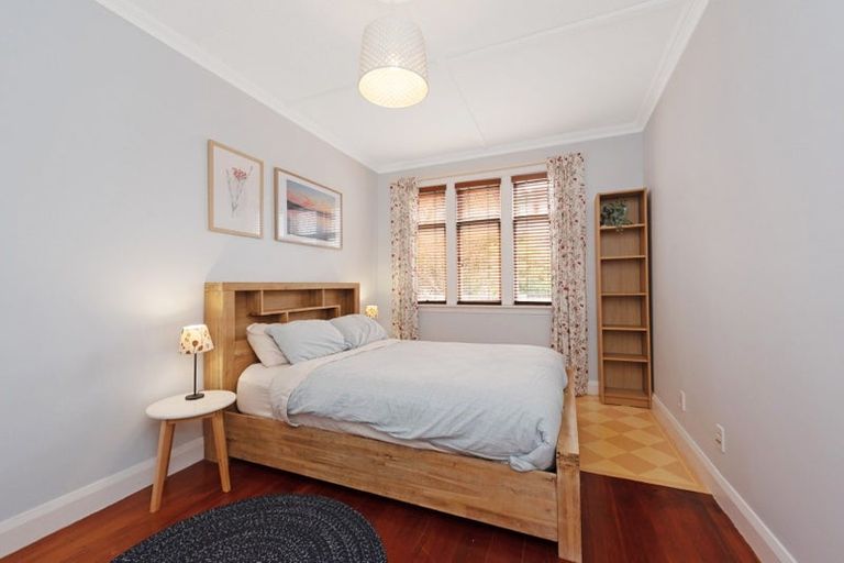 Photo of property in 13 Valley Street, Island Bay, Wellington, 6023