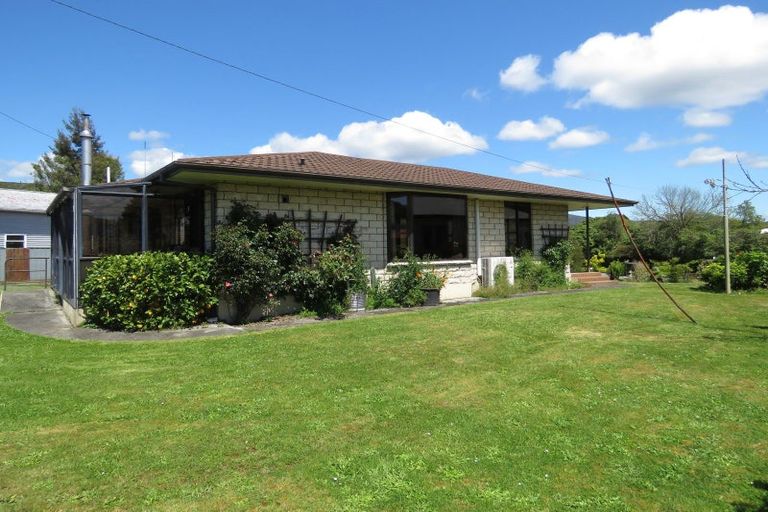 Photo of property in 29-31 Victory Street, Reefton, 7830