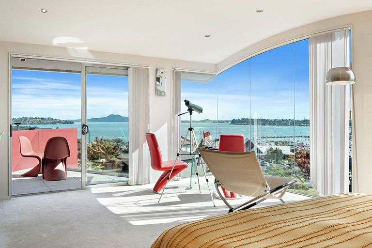 Photo of property in 61 Compass Way, Half Moon Bay, Auckland, 2012