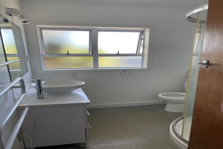 Photo of property in 12 Tristram Avenue, Forrest Hill, Auckland, 0620