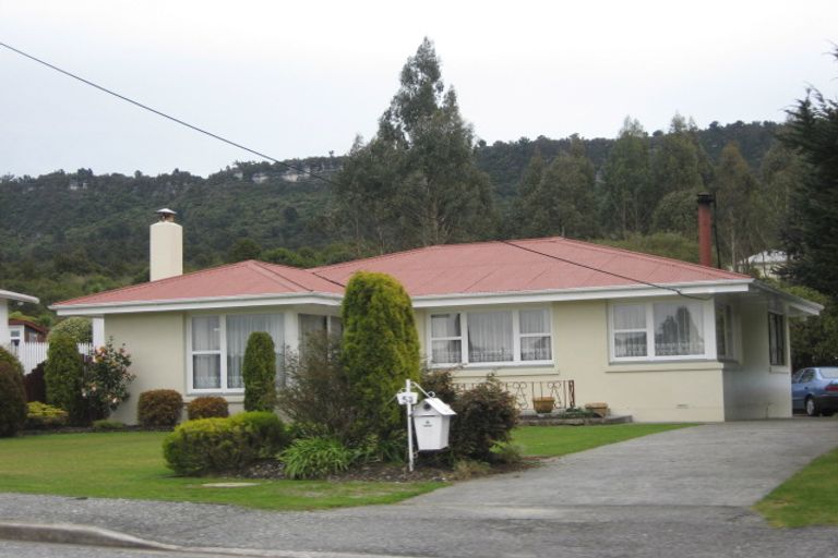 Photo of property in 707 Seven Mile Road, Runanga, 7803