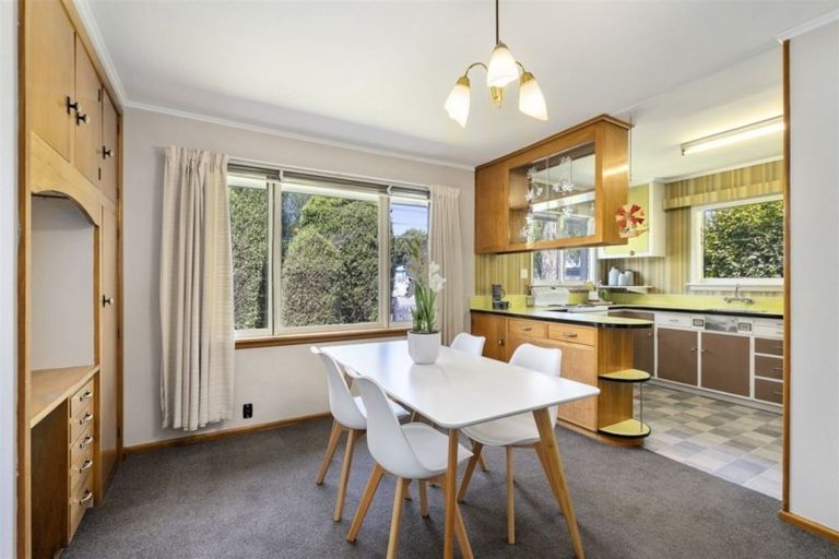 Photo of property in 14 Curletts Road, Sockburn, Christchurch, 8042