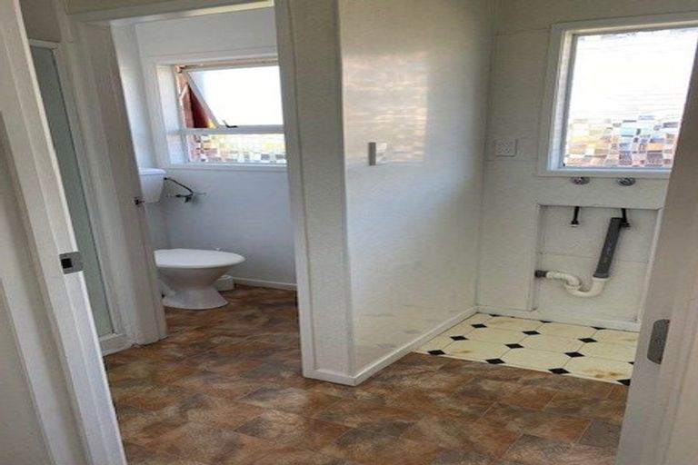 Photo of property in 8a Newnham Terrace, Upper Riccarton, Christchurch, 8041