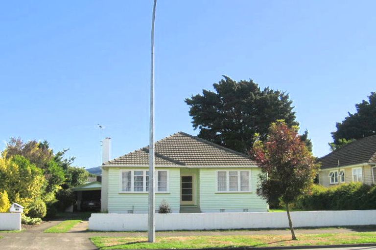 Photo of property in 103 Gibbons Street, Ebdentown, Upper Hutt, 5018