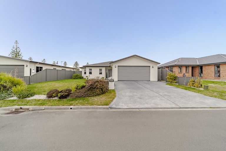 Photo of property in 18 Drake Crescent, Awatoto, Napier, 4110