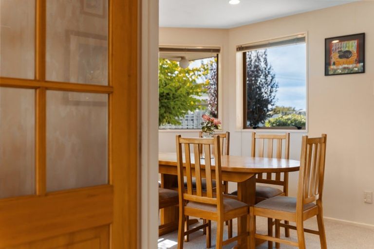 Photo of property in 10 Mayfair Grove, Alexandra, 9320