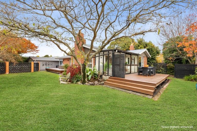 Photo of property in 60 Burnside Crescent, Burnside, Christchurch, 8053