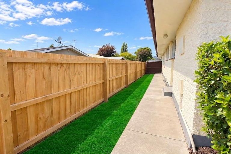 Photo of property in 1/3 Mcbeath Avenue, Hoon Hay, Christchurch, 8025