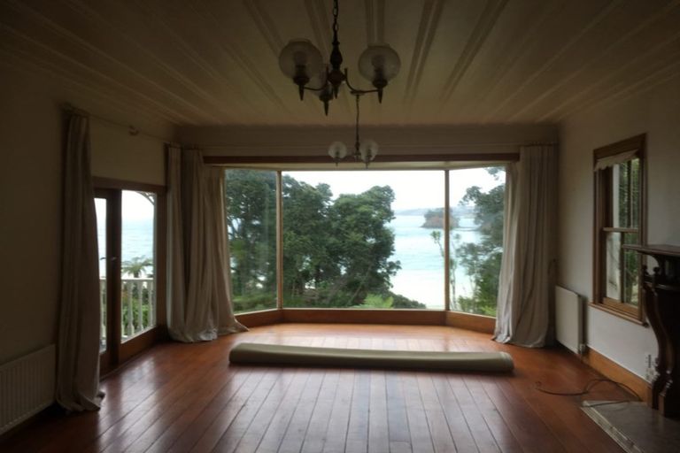 Photo of property in 5 Vazey Way, Hobsonville, Auckland, 0618