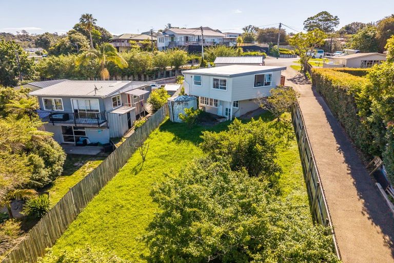 Photo of property in 35 Matai Road, Stanmore Bay, Whangaparaoa, 0932