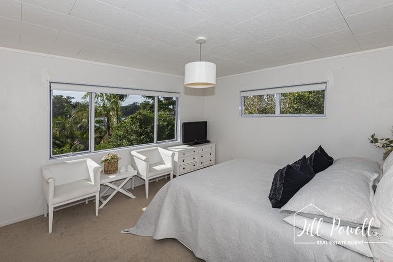 Photo of property in 2 Cliff Street, Pahi, Paparoa, 0571