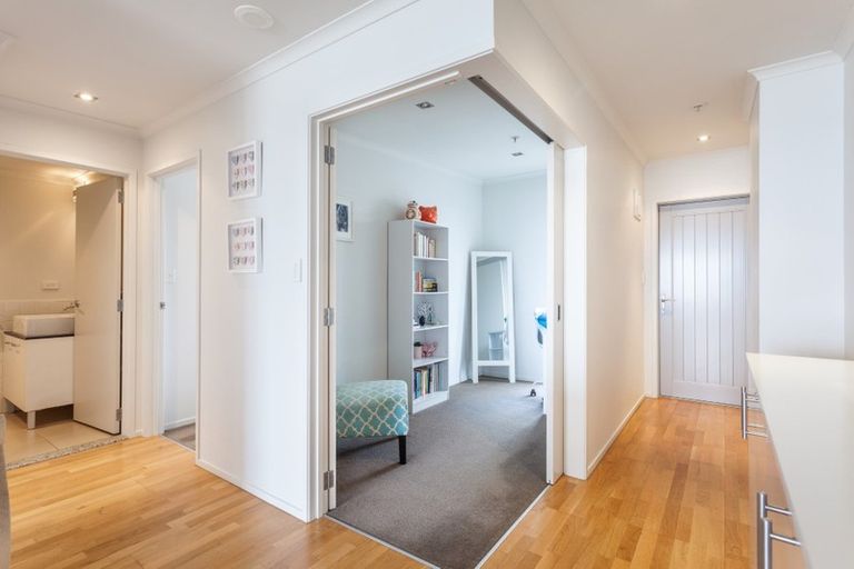 Photo of property in Algarve Apartments, 313/332 Maunganui Road, Mount Maunganui, 3116