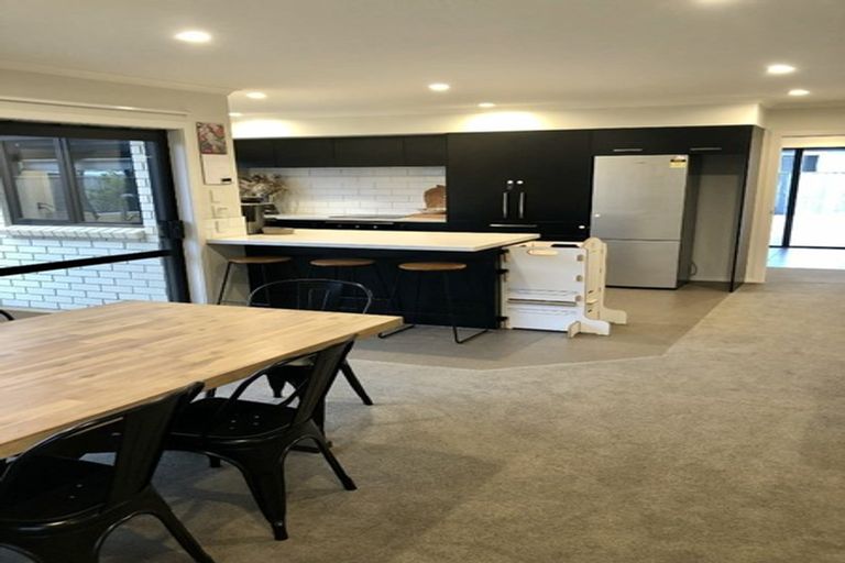 Photo of property in 42a Pharazyn Street, Feilding, 4702