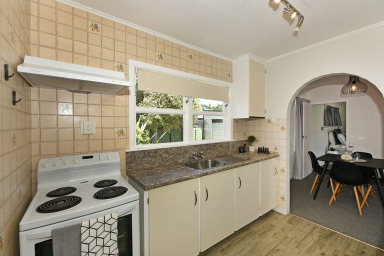 Photo of property in 16 Longfellow Street, Trentham, Upper Hutt, 5018