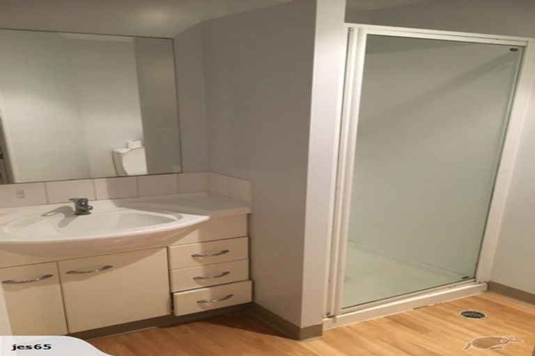 Photo of property in Paramount Apartments, 11/281 Maunganui Road, Mount Maunganui, 3116
