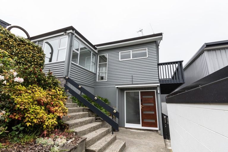 Photo of property in 30c Collins Avenue, Tawa, Wellington, 5028
