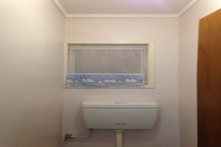 Photo of property in 1/26 Bayview Road, Bayview, Auckland, 0629