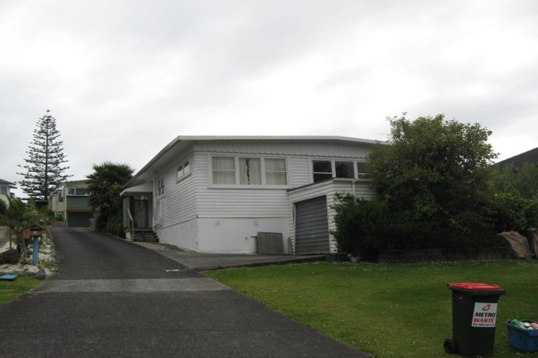 Photo of property in 3a Zealandia Road, Manly, Whangaparaoa, 0930