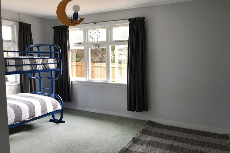 Photo of property in 49a Hampden Street, Picton, 7220