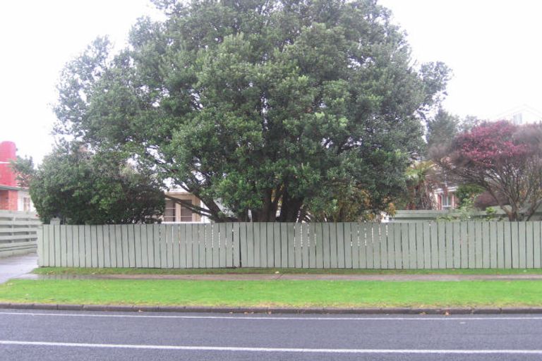 Photo of property in 37 Pembroke Street, Papatoetoe, Auckland, 2025