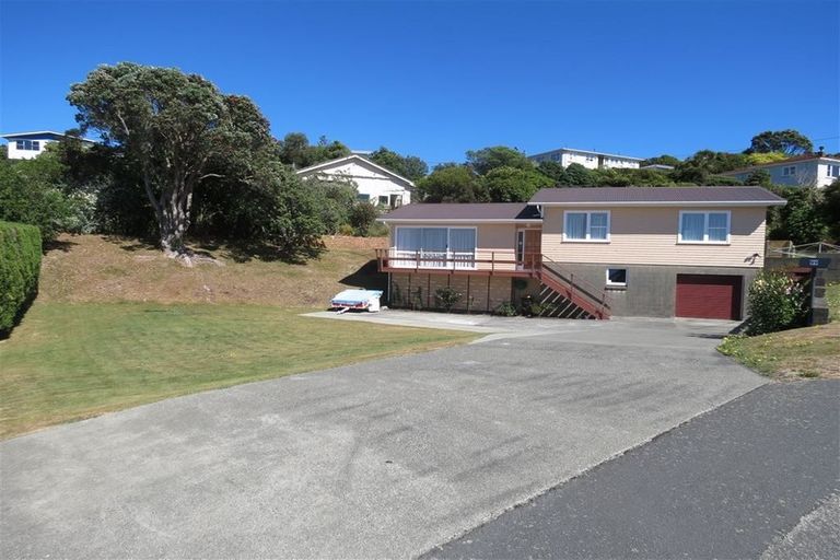 Photo of property in 99 Ironside Road, Johnsonville, Wellington, 6037