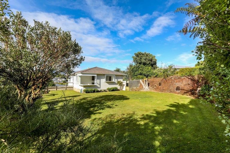 Photo of property in 41 Waimea Street, Westown, New Plymouth, 4310