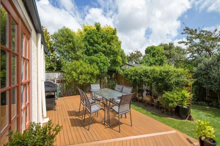 Photo of property in 68 Rangitane Street, Palmerston North, 4414