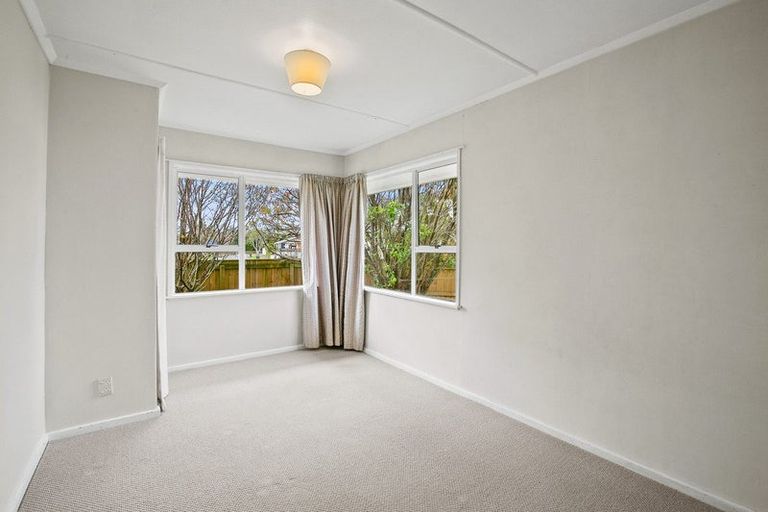 Photo of property in 47 Drake Street, Vogeltown, New Plymouth, 4310