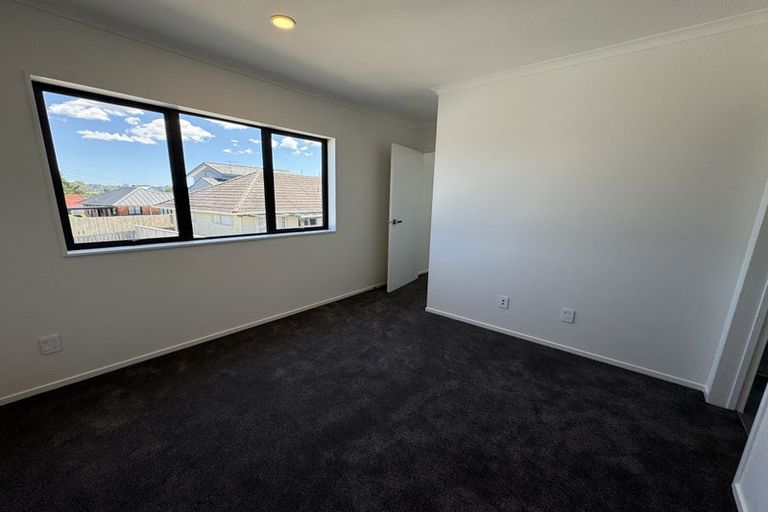 Photo of property in 22c Toru Street, Te Atatu Peninsula, Auckland, 0610