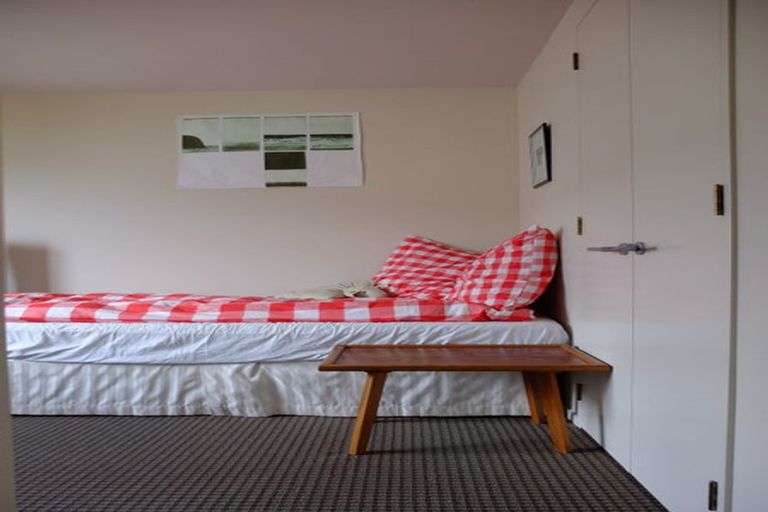 Photo of property in Winslow Apartments, 12/2 Ohiro Road, Aro Valley, Wellington, 6021