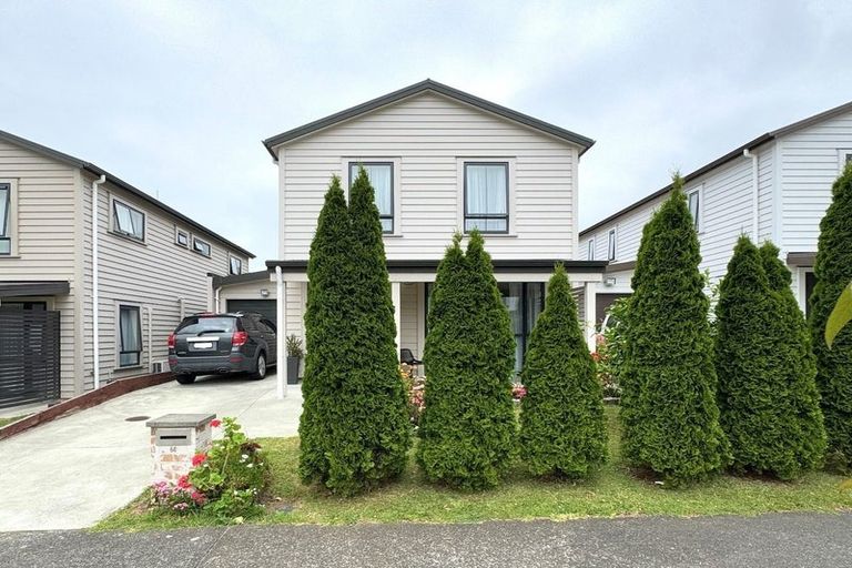 Photo of property in 64 Kaimoana Street, Weymouth, Auckland, 2103