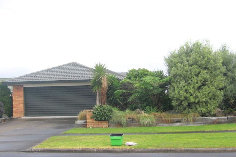 Photo of property in 37 Davington Way, Burswood, Auckland, 2013