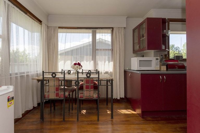 Photo of property in 27 Roseness Street, Palmerston, 9430