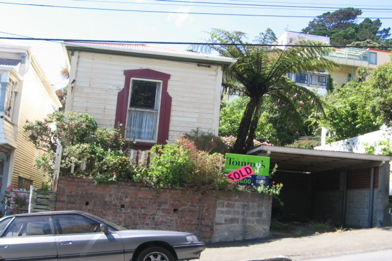 Photo of property in 99 Majoribanks Street, Mount Victoria, Wellington, 6011