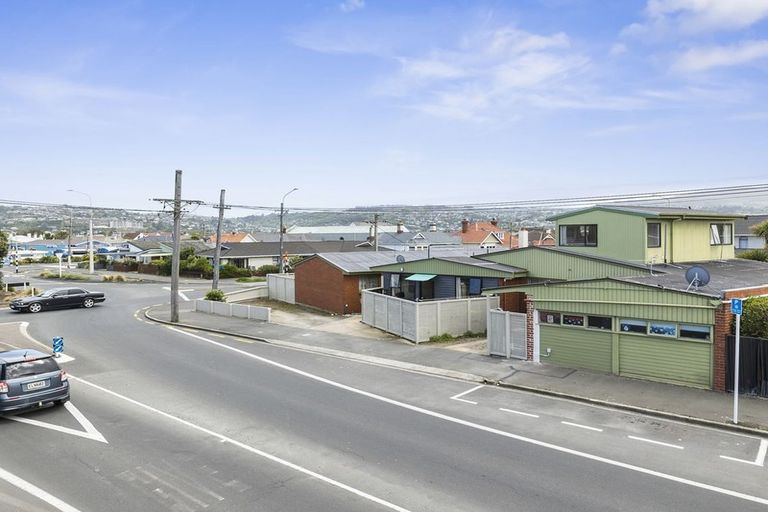 Photo of property in 105 Queens Drive, Saint Kilda, Dunedin, 9012