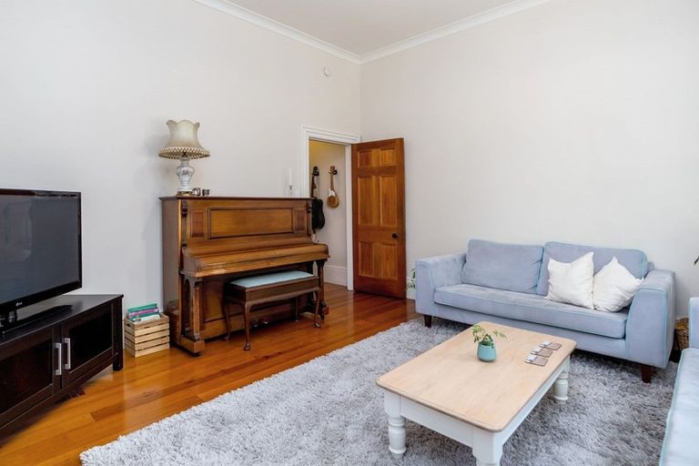 Photo of property in 24 Victoria Street, Masterton, 5810