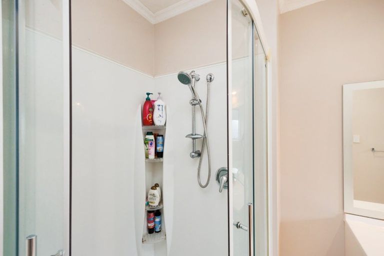 Photo of property in 32 John F Kennedy Drive, Milson, Palmerston North, 4414