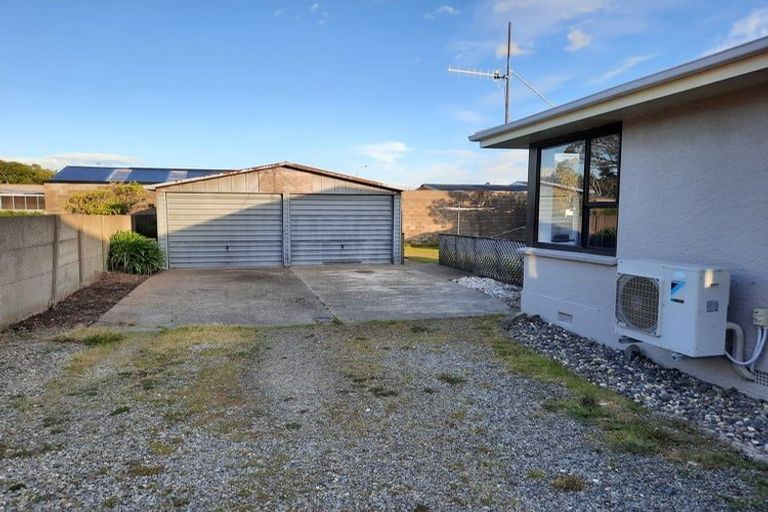 Photo of property in 214 Conyers Street, Strathern, Invercargill, 9812