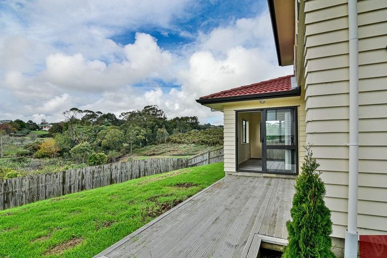 Photo of property in 117 Keri Vista Rise, Papakura, 2110