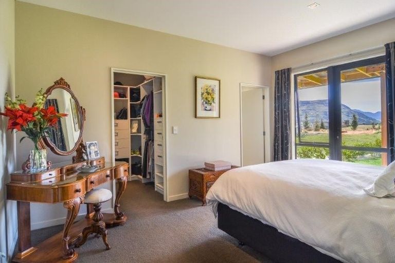 Photo of property in 7 Glenfiddich Road, Jacks Point, Queenstown, 9371